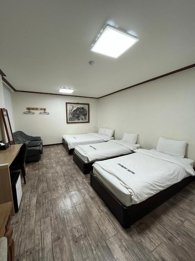 Ekonomy Hotel Mokpo Zewnętrze zdjęcie